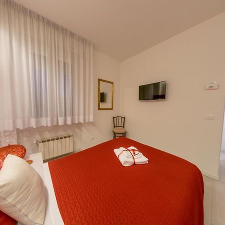 Marconi Rooms 1, 2, 3 Casa Stella Верона Екстериор снимка